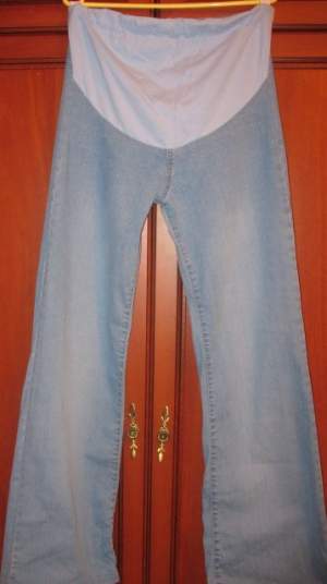 Джинсы для беременных б/у ,46-48разм.